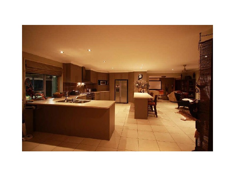 5 Cardwell Close, Munruben QLD 4125