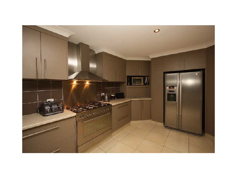 5 Cardwell Close, Munruben QLD 4125