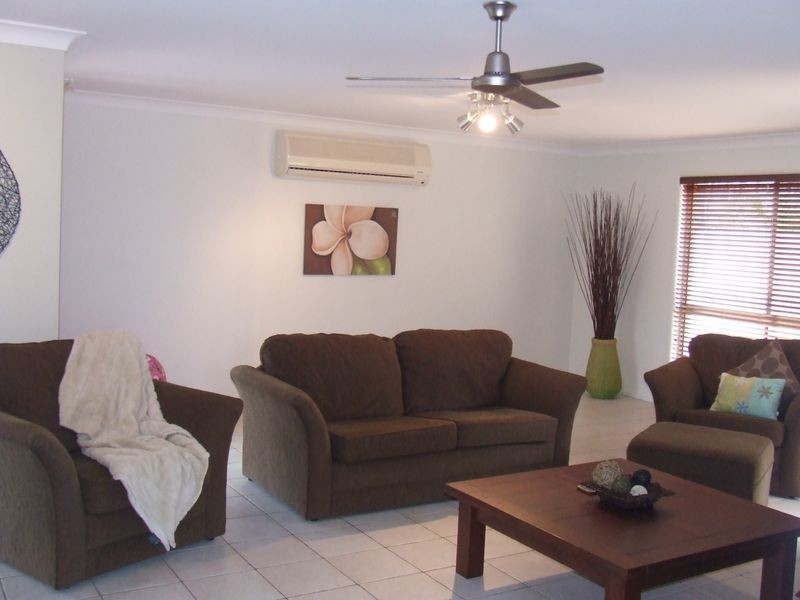 26 Michigan Place, Parkinson QLD 4115