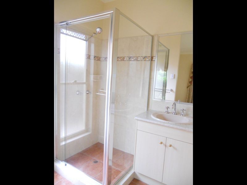 18 Ebony Place, Stretton QLD 4116