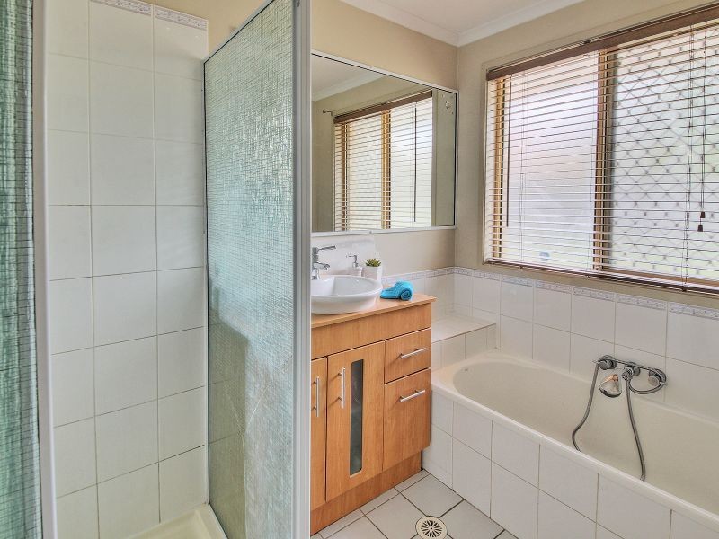 2 Murrumbidgee Street, Hillcrest QLD 4118