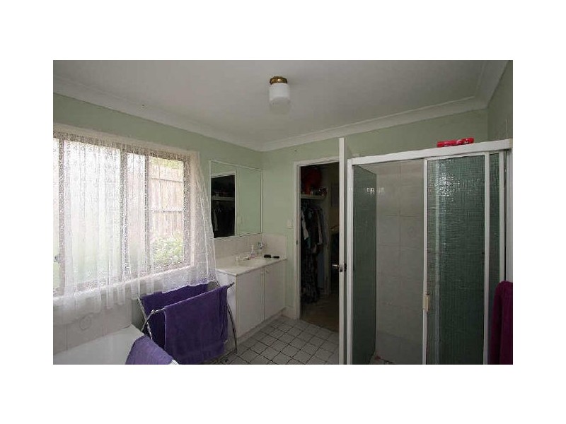 8 Wilkins Court, Boronia Heights QLD 4124