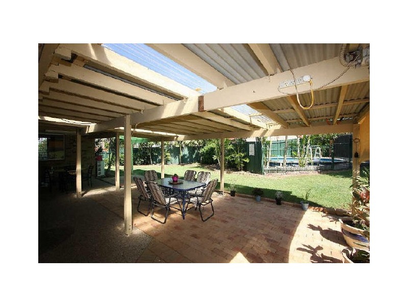 13 Greygum Court, Regents Park QLD 4118