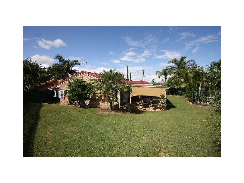 13 Greygum Court, Regents Park QLD 4118