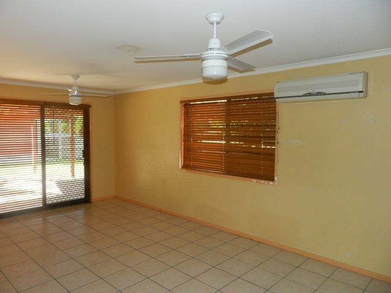 169 EMERALD DRIVE, Regents Park QLD 4118