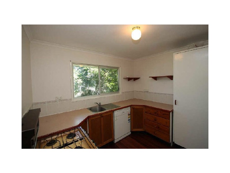 13 Balsa Street, Crestmead QLD 4132