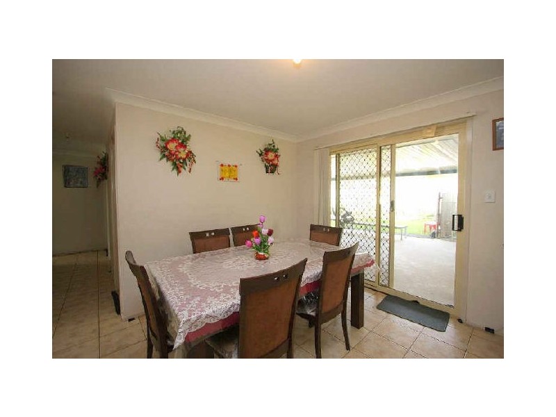 28 Highbury Drive, Crestmead QLD 4132