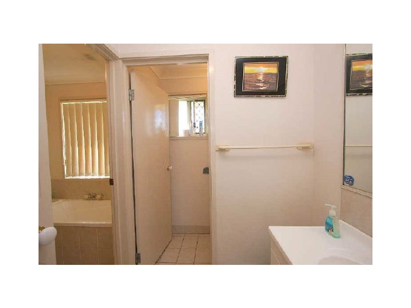 28 Highbury Drive, Crestmead QLD 4132