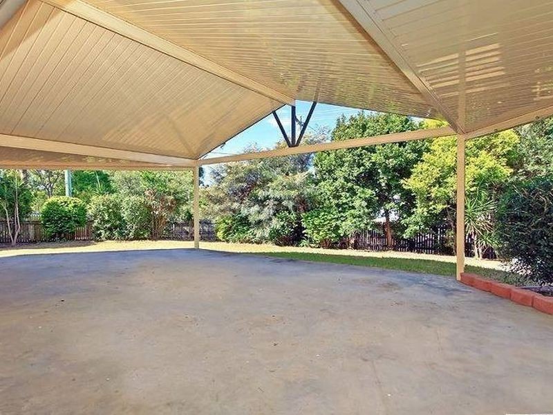 24 Penfold Street, Hillcrest QLD 4118