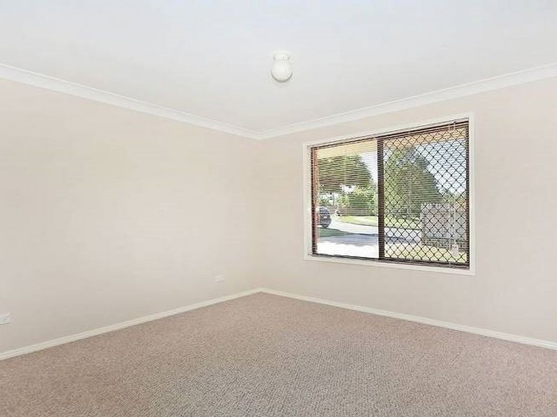 24 Penfold Street, Hillcrest QLD 4118