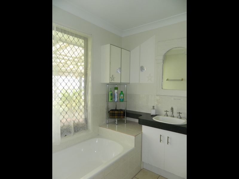 1 Inga Street, Crestmead QLD 4132