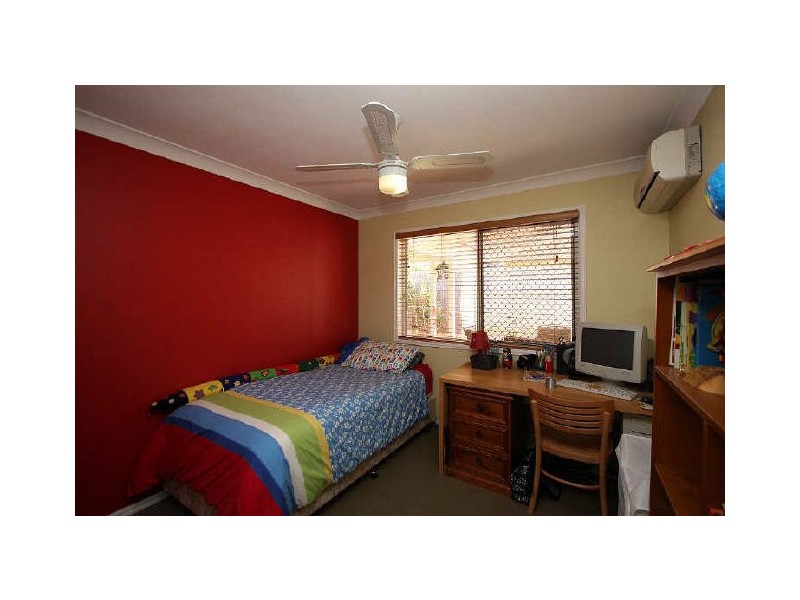 9 Carnegie Close, Parkinson QLD 4115