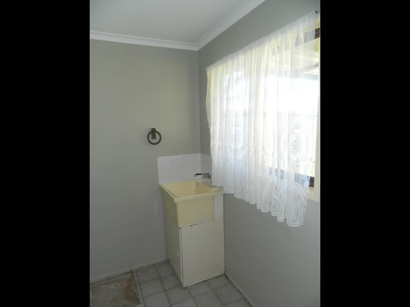 9 Meranti Street, Crestmead QLD 4132