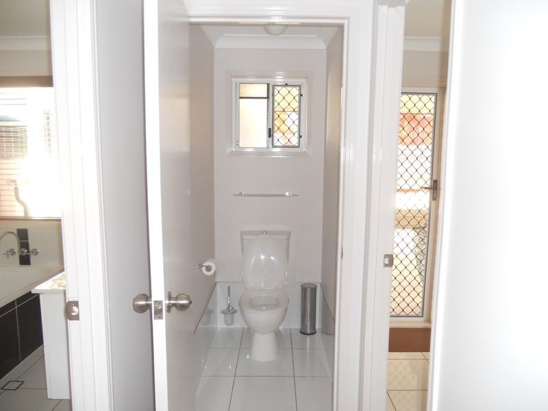 11 Owens Street, Boronia Heights QLD 4124