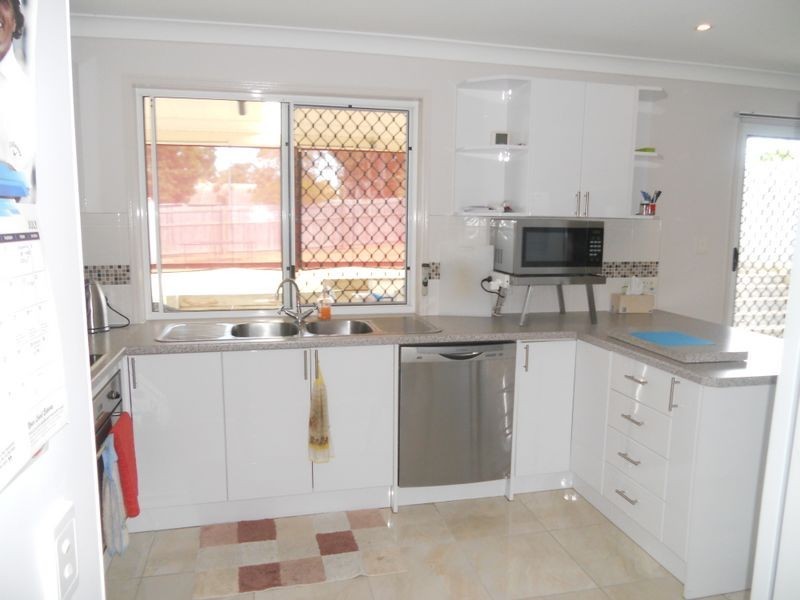 11 Owens Street, Boronia Heights QLD 4124