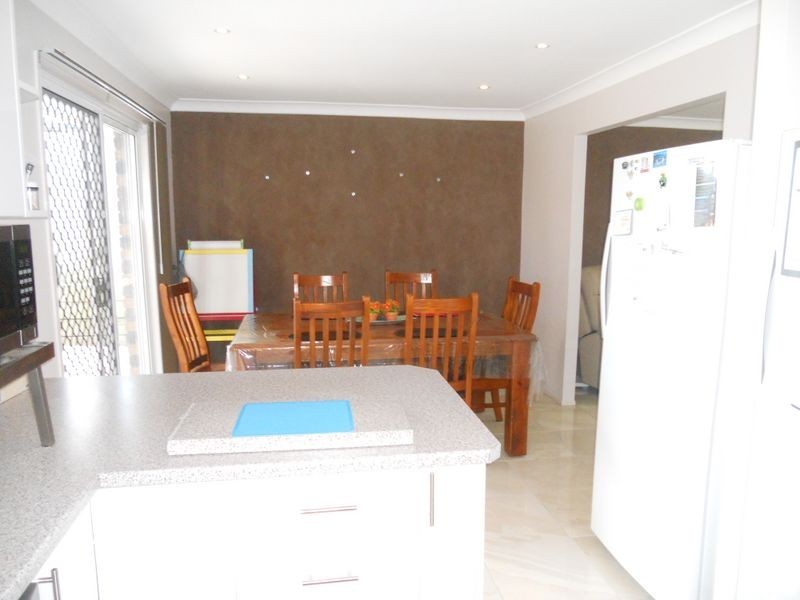 11 Owens Street, Boronia Heights QLD 4124