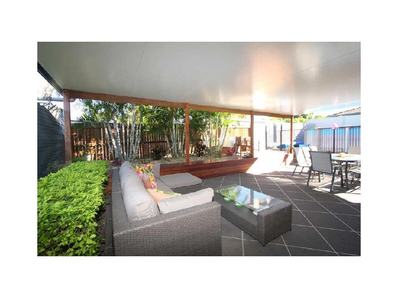 2 Quandong Street, Crestmead QLD 4132