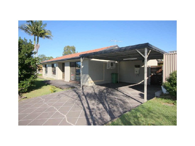 2 Quandong Street, Crestmead QLD 4132