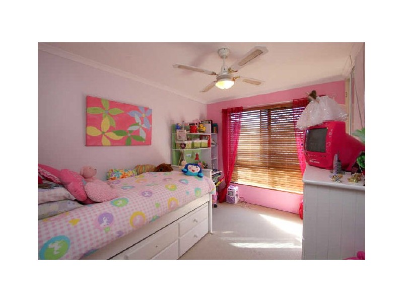 2 Quandong Street, Crestmead QLD 4132