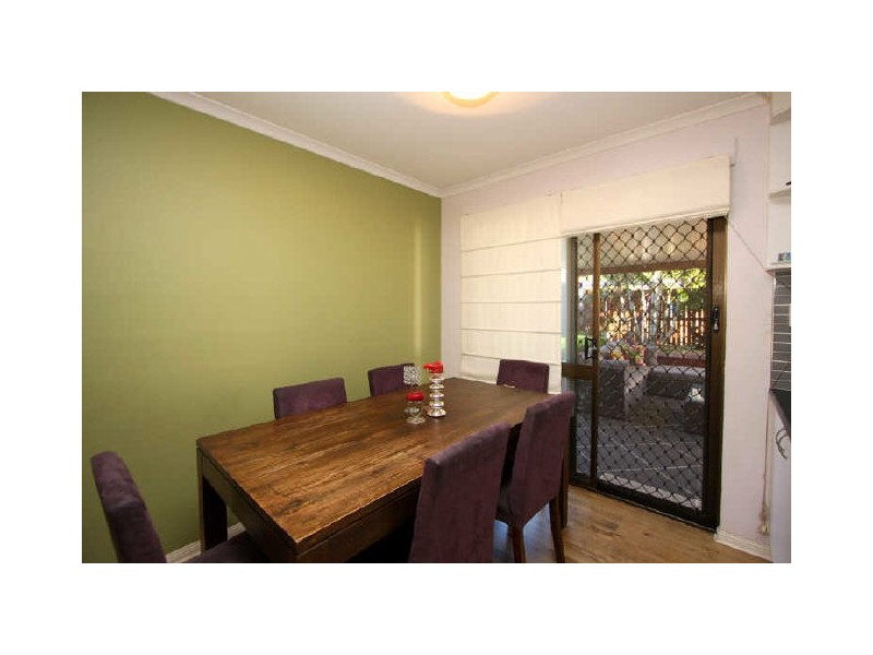 2 Quandong Street, Crestmead QLD 4132