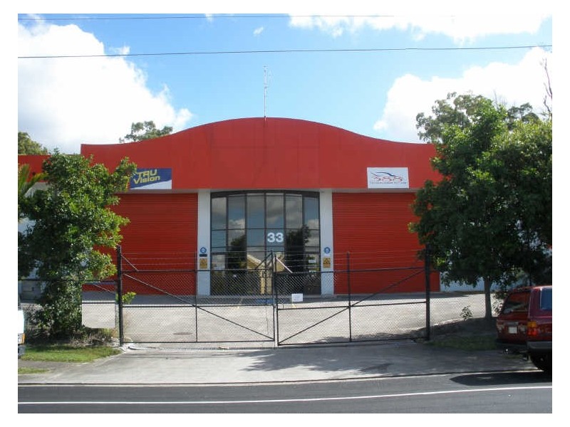 33 Tradelink Drive, Hillcrest QLD 4118