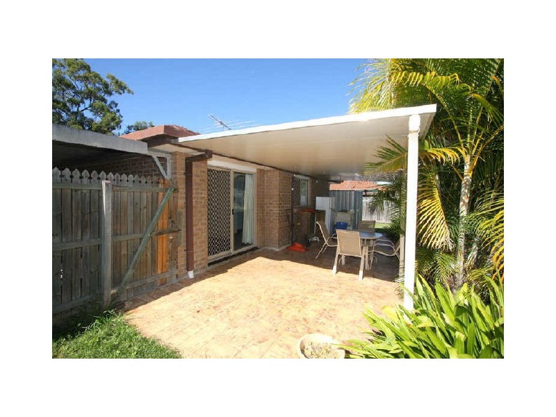 9 Ponderosa Street, Hillcrest QLD 4118