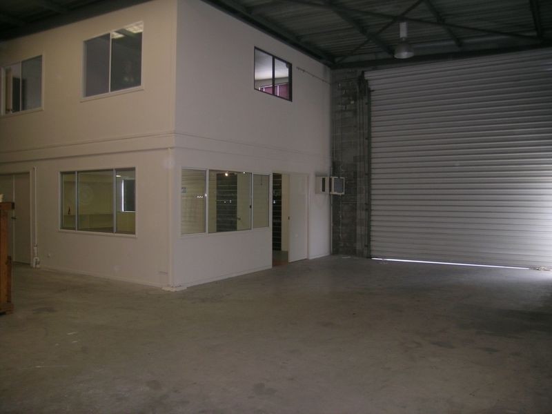 22-24 Magnesium Drive, Crestmead QLD 4132