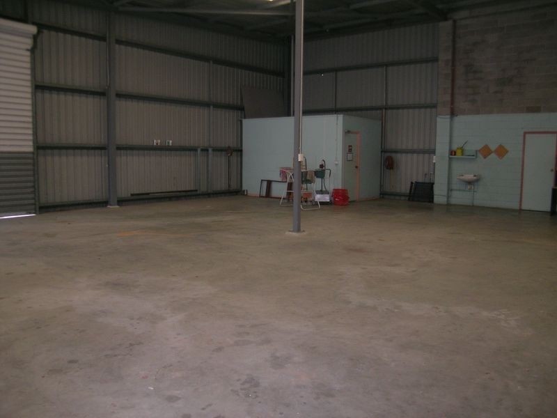 22-24 Magnesium Drive, Crestmead QLD 4132