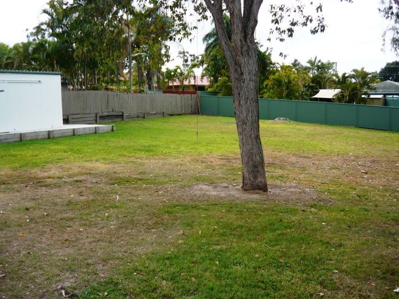 16 Cresthill Avenue,, Regents Park QLD 4118