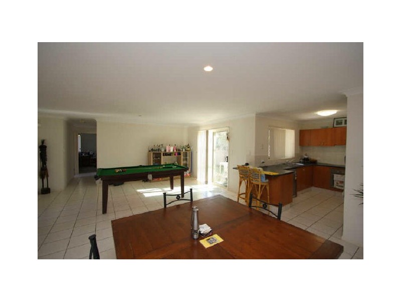 5 Mitchum Way, Crestmead QLD 4132