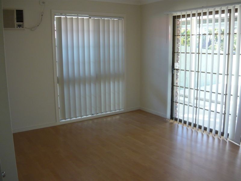 20 Cresthill Avenue, Regents Park QLD 4118