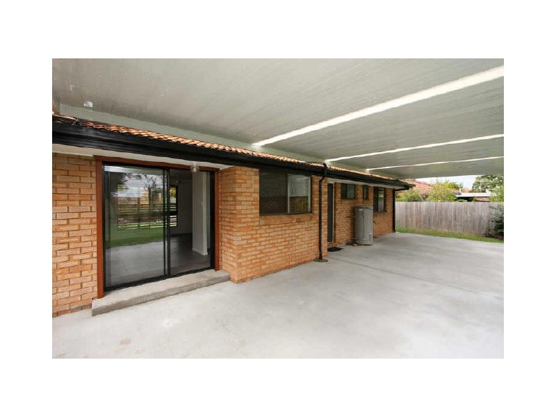 8 Basie Court, Browns Plains QLD 4118