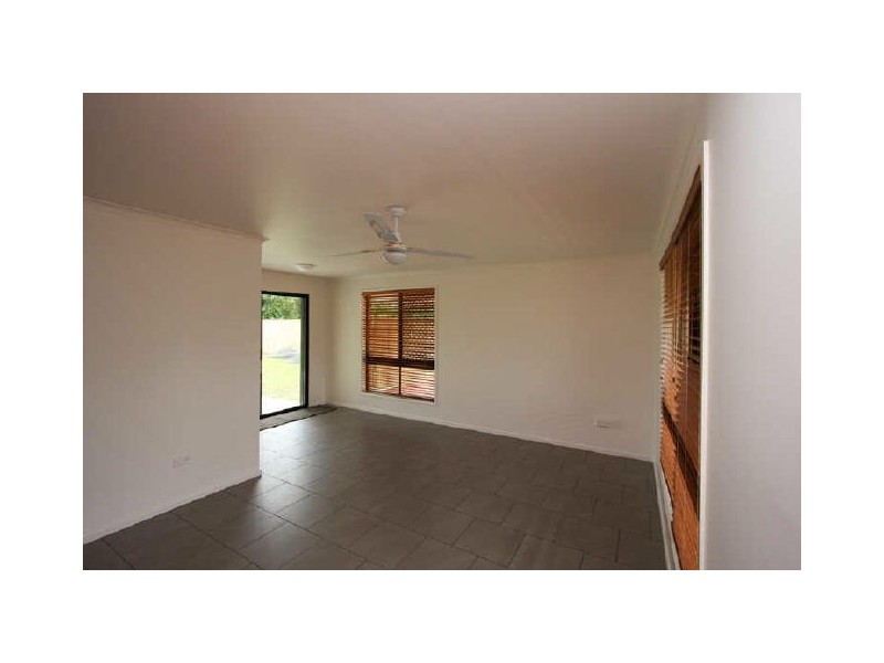 8 Basie Court, Browns Plains QLD 4118