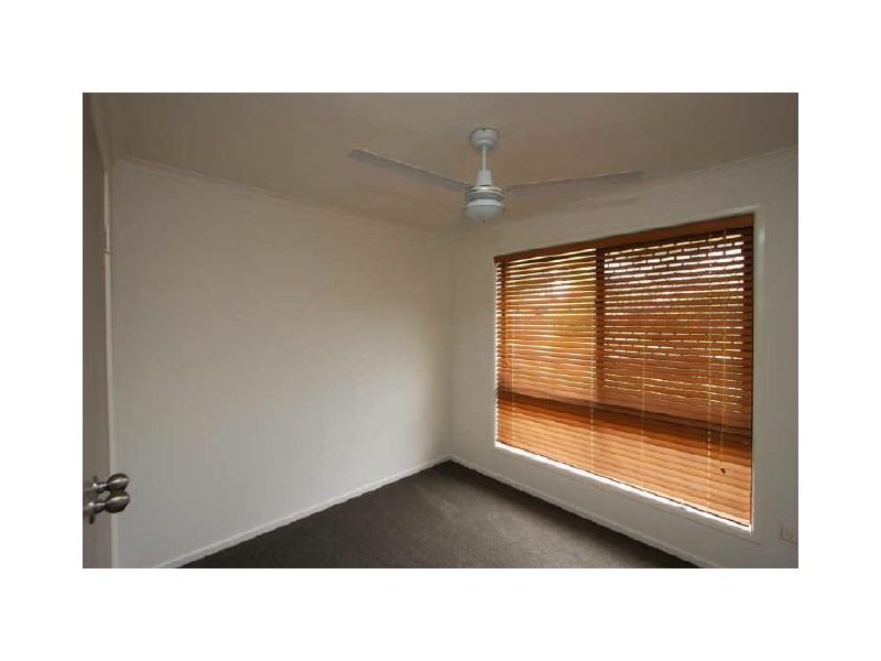 8 Basie Court, Browns Plains QLD 4118