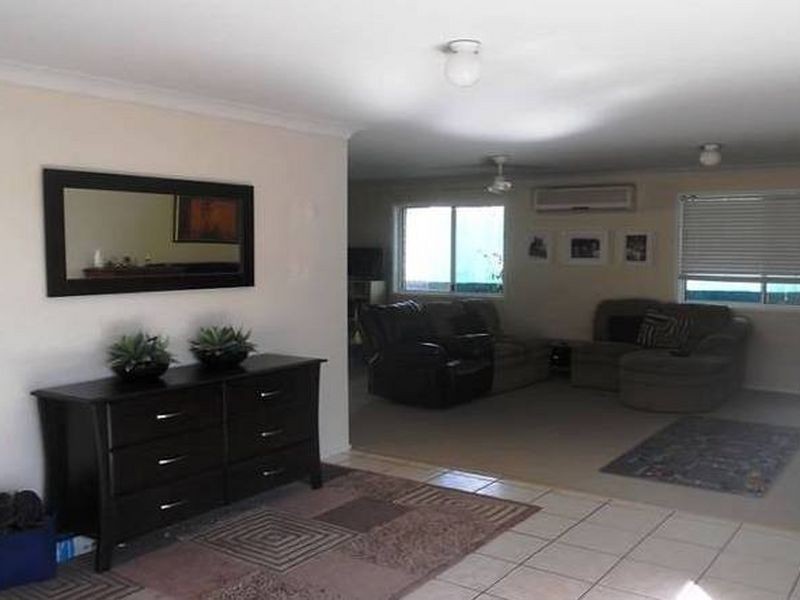 51 Argule Street, Hillcrest QLD 4118