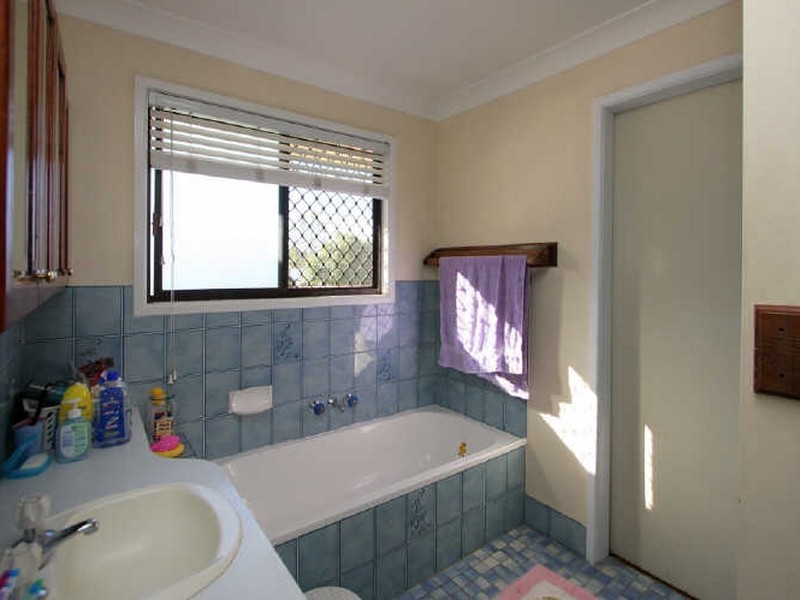 11 Bursaria Street, Crestmead QLD 4132