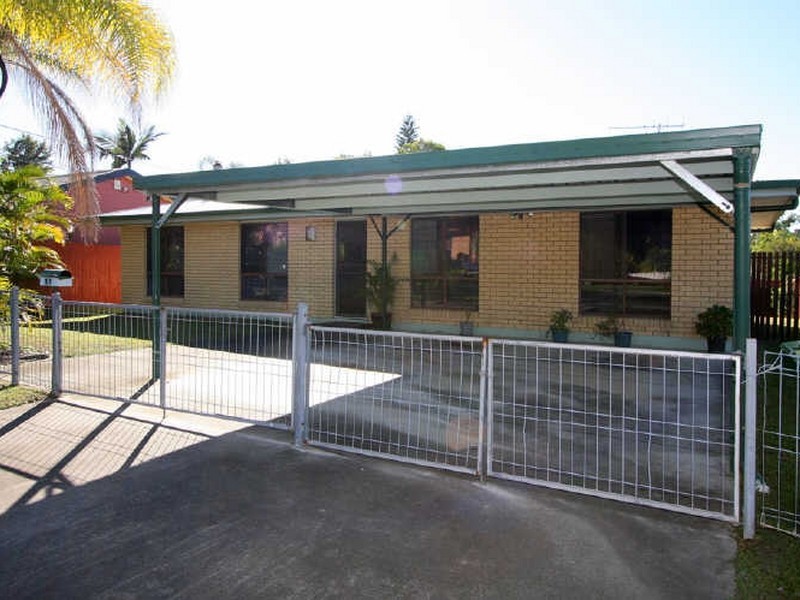11 Bursaria Street, Crestmead QLD 4132