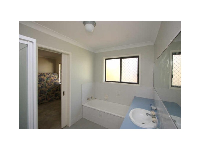 17 Tasman Court, Boronia Heights QLD 4124