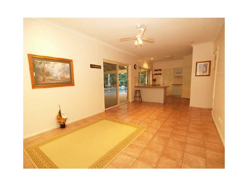 11 Sherbrooke Court, Munruben QLD 4125