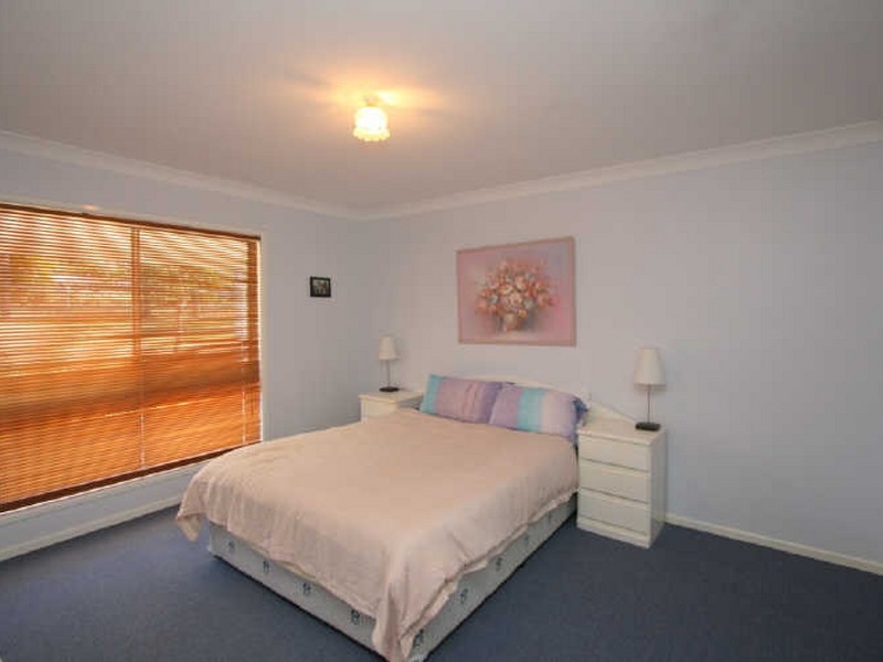 13 Mcleod Road, Park Ridge QLD 4125