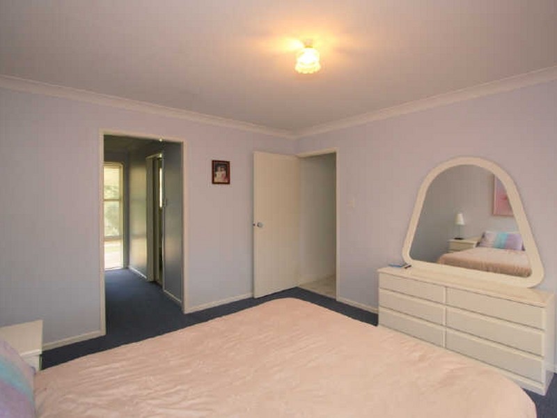 13 Mcleod Road, Park Ridge QLD 4125