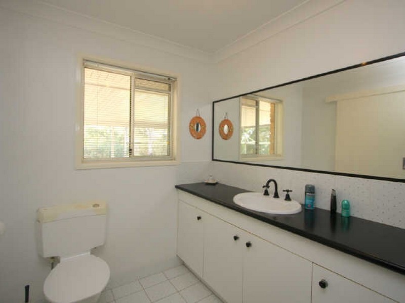 13 Mcleod Road, Park Ridge QLD 4125