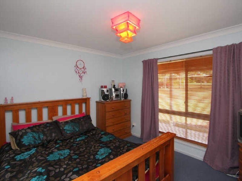13 Mcleod Road, Park Ridge QLD 4125
