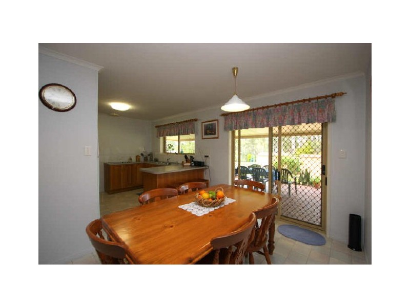 20 Arlington Court, Munruben QLD 4125