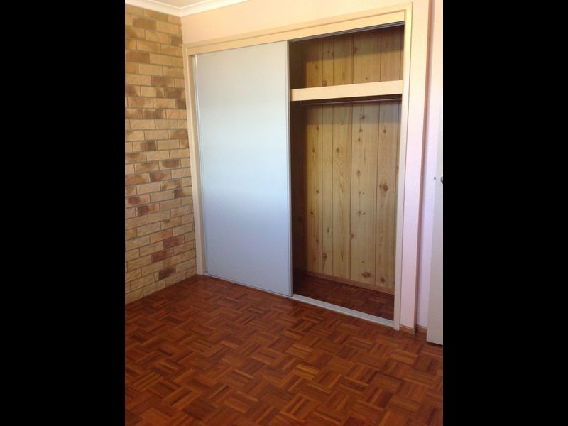 33 Arbour Way, Regents Park QLD 4118