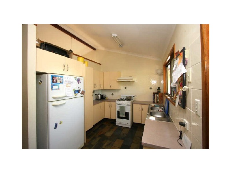 9 Pine Street, Hillcrest QLD 4118