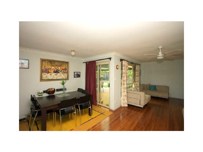 28 Burdekin Court, Hillcrest QLD 4118