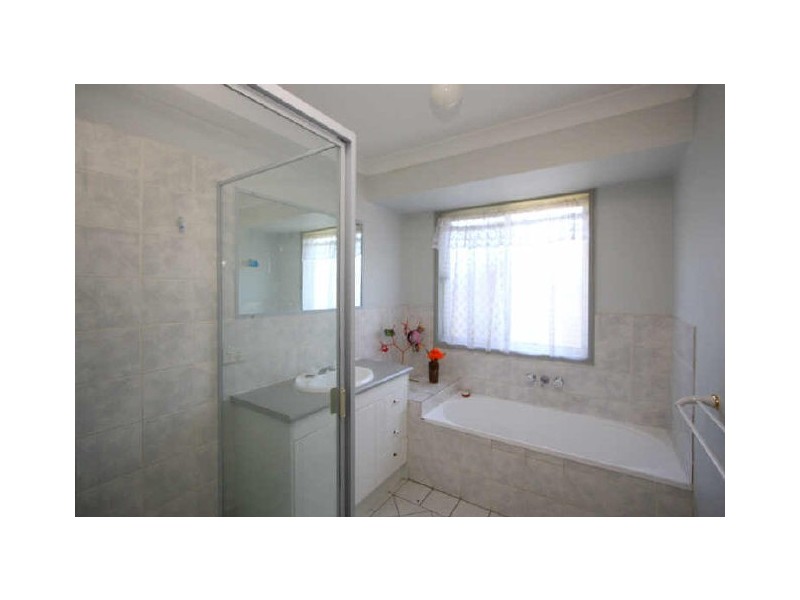 28 Burdekin Court, Hillcrest QLD 4118