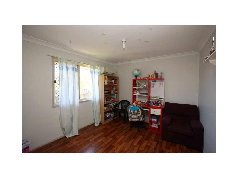 28 Burdekin Court, Hillcrest QLD 4118