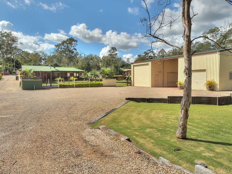 140 Thylungra Road, Park Ridge South QLD 4125